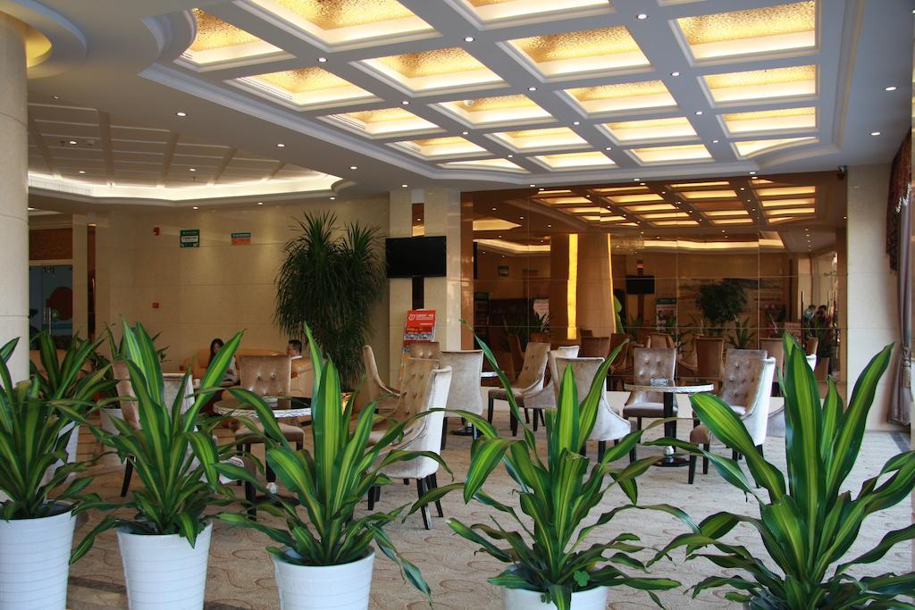 Greentree Inn Guangdong Shantou Chengjiang Road Business Hotel Екстер'єр фото