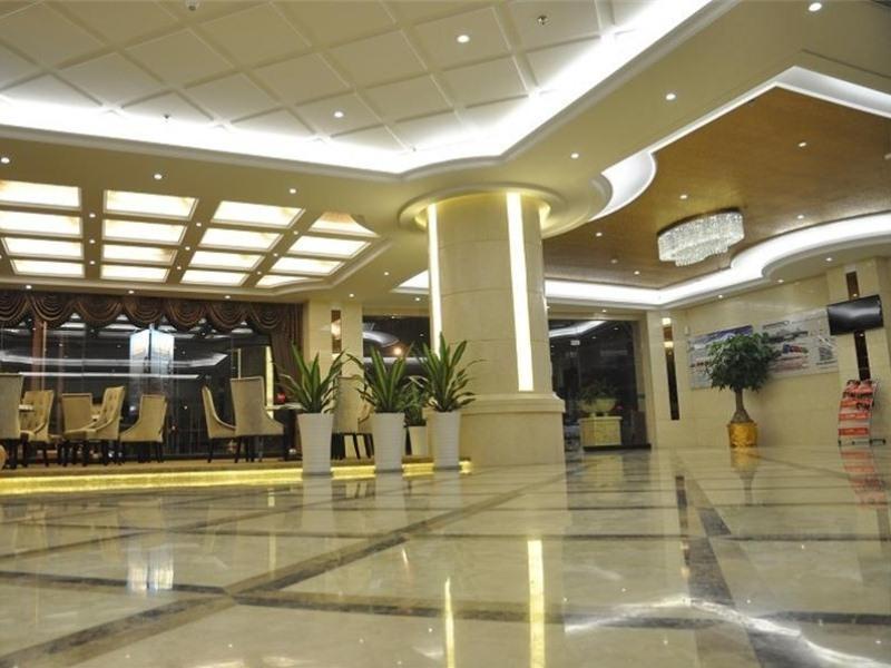 Greentree Inn Guangdong Shantou Chengjiang Road Business Hotel Екстер'єр фото